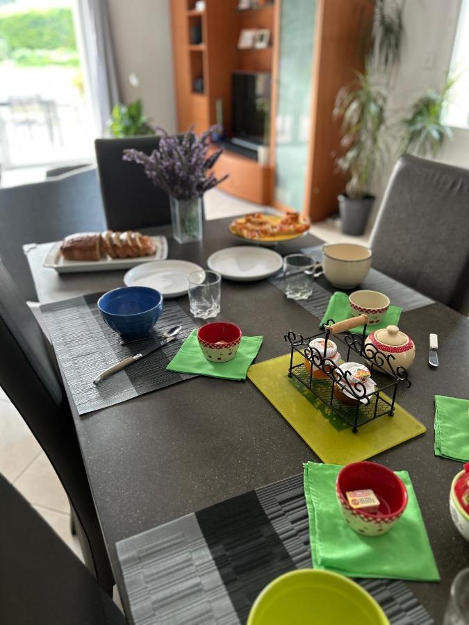 Maison Karmanor Monthoiron Eksteriør bilde